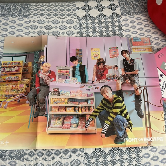 TXT The Chaos Chapter: Fight or Escape - Picture 6 of 6